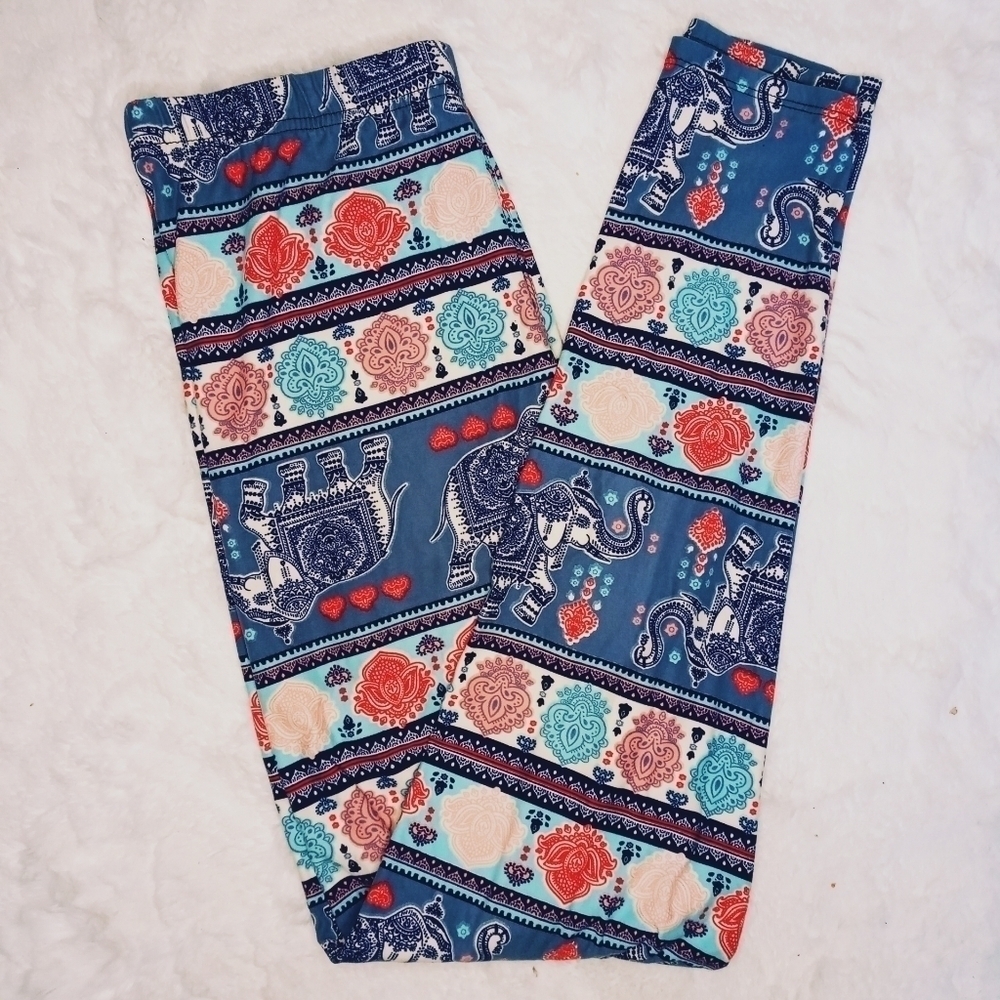 LIKE NEW SOFT PLUS ELEPHANT LEGGINGS